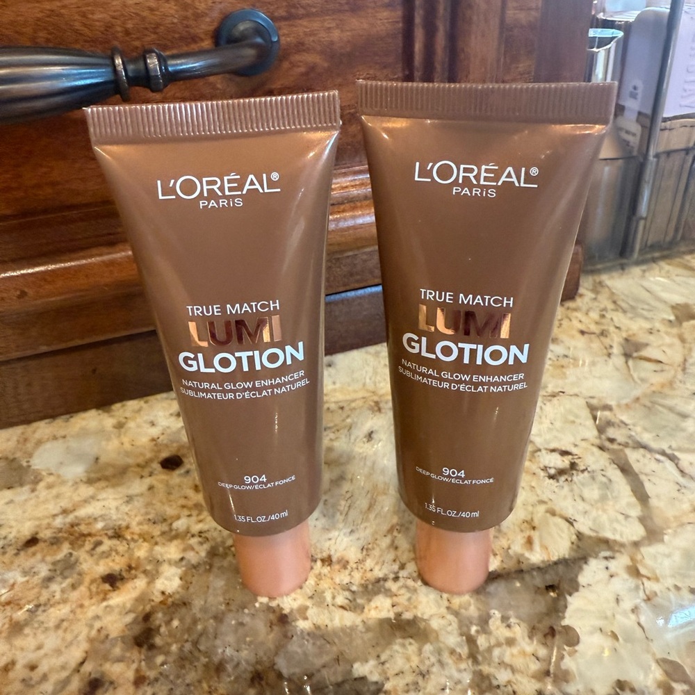 L'Oreal True Match Lumi Glotion - Deep Bronze